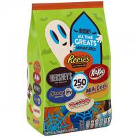 Reeses an Kit Kat Halloween Chocolate Candies