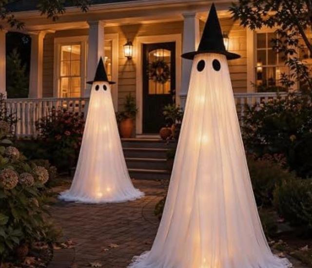 Large Light Up Ghost Decor 2 Pack