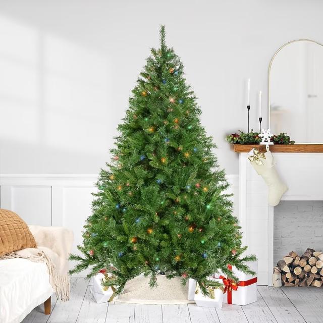 Northlight 7.5ft Pine Pre-Lit Artificial Christmas Tree