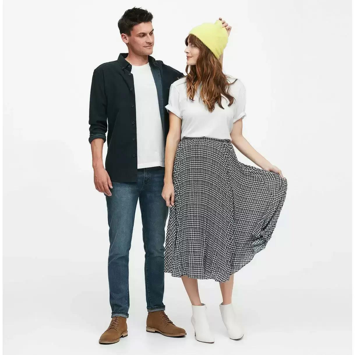 Banana Republic Sitewide 75% Off with Free Shipping