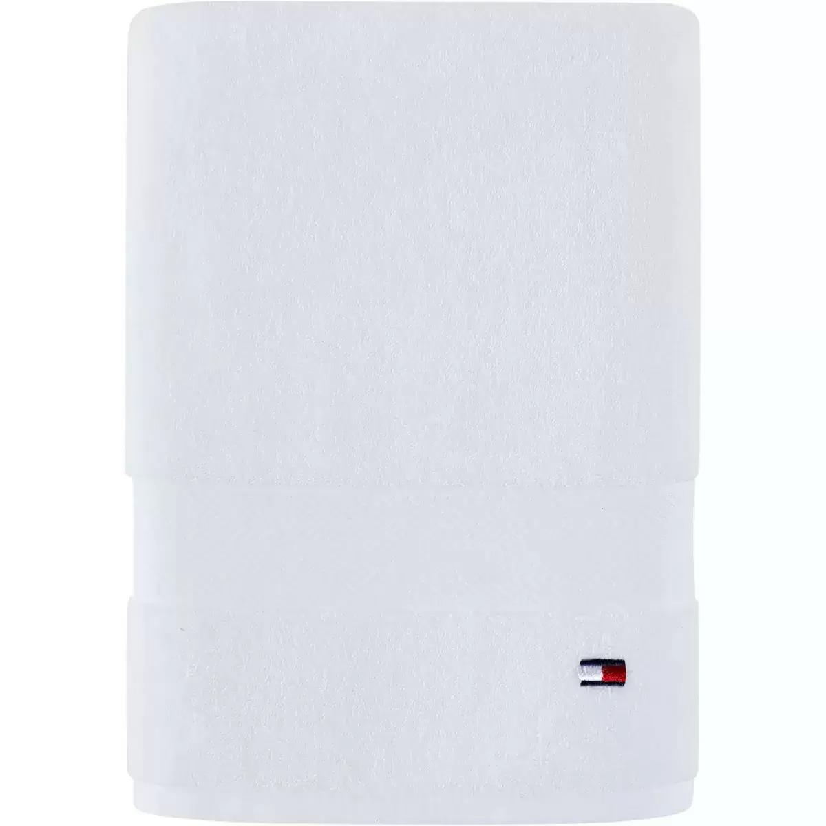 Tommy Hilfiger 30x54 Modern American Cotton Bath Towel for $5.99