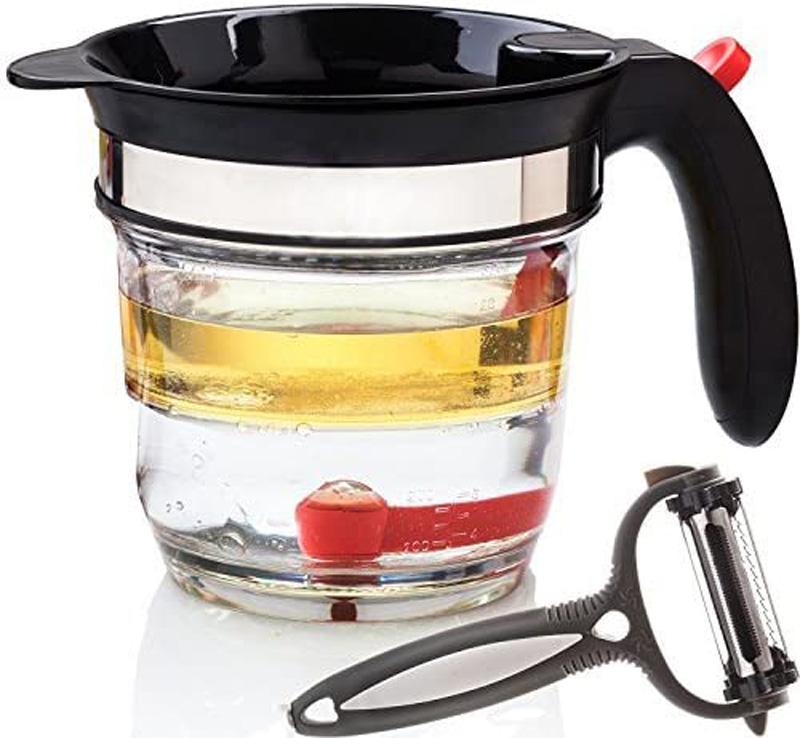 4 Cup Gravy Separator for Cooking with Oil Strainer for $9.99