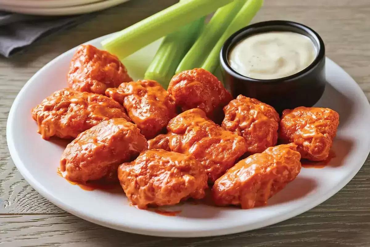 Applebees All You Can Eat Endless Boneless Wings and Fries for $14.99